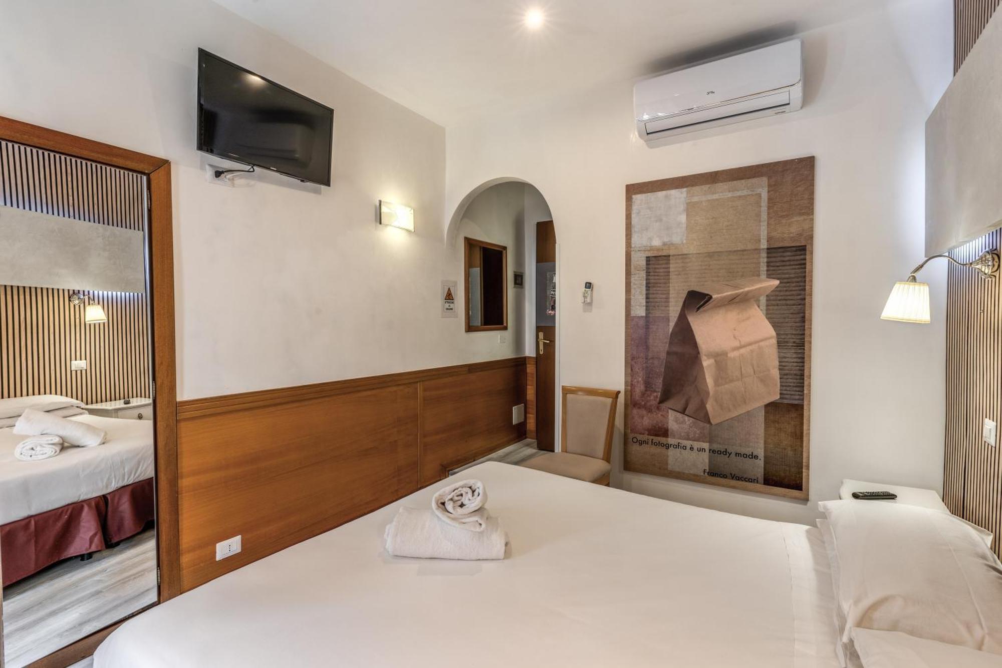 Hotel Santa Prassede Рим Екстериор снимка