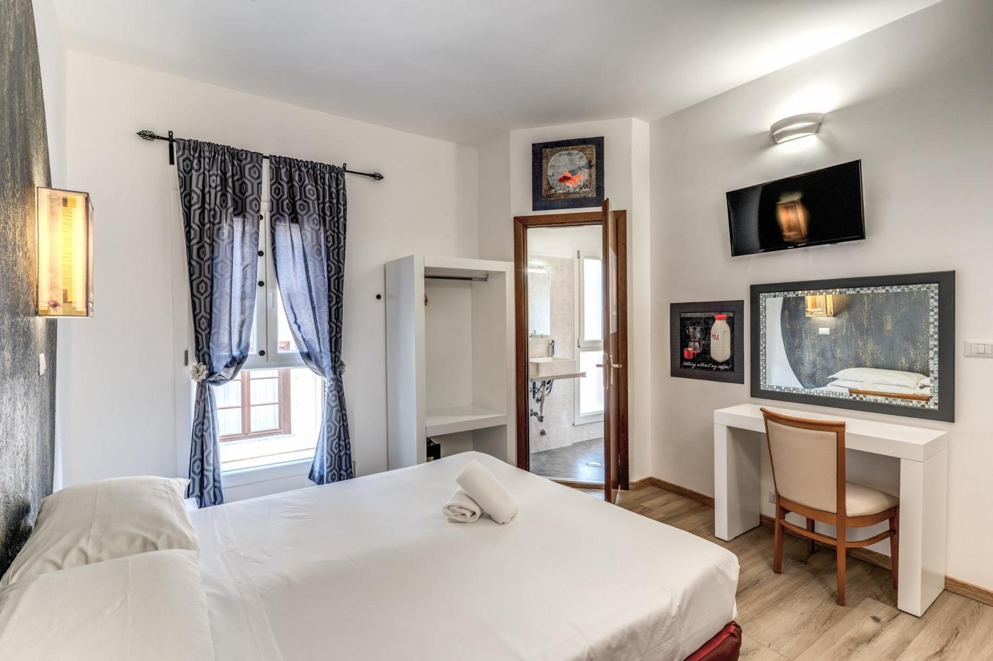 Hotel Santa Prassede Рим Екстериор снимка