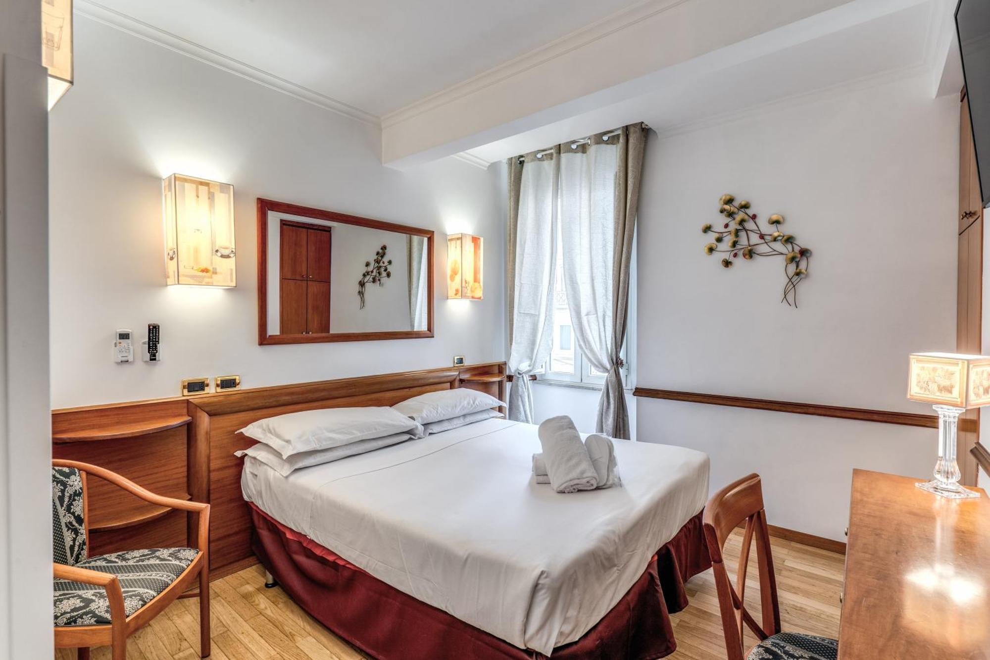 Hotel Santa Prassede Рим Екстериор снимка