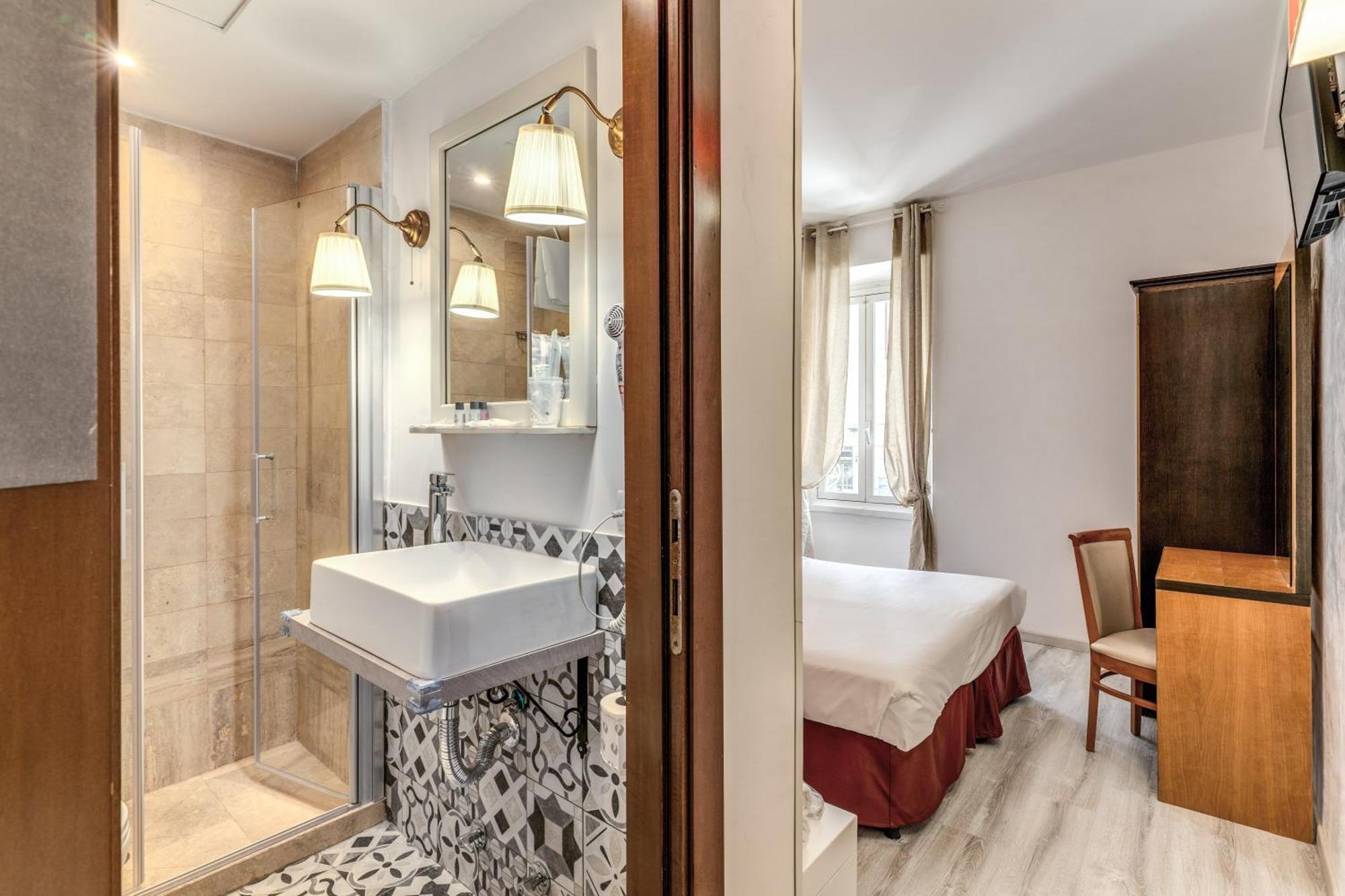 Hotel Santa Prassede Рим Екстериор снимка