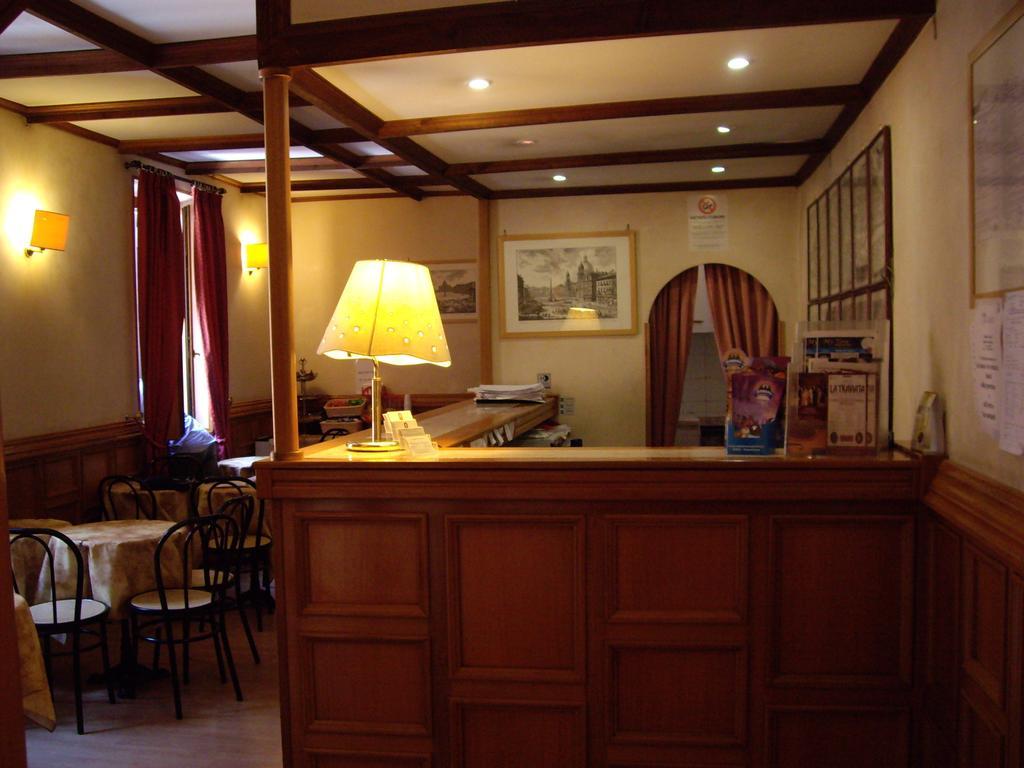 Hotel Santa Prassede Рим Екстериор снимка
